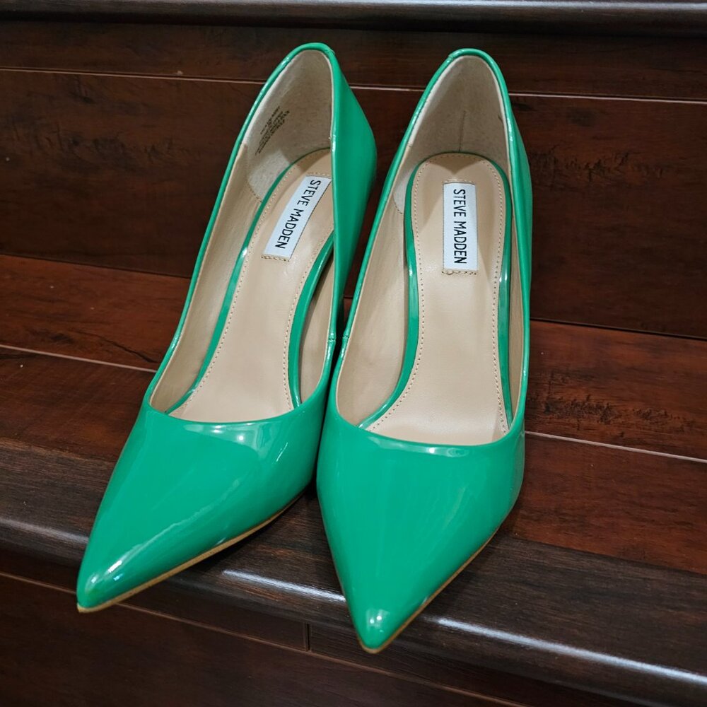 Vala Pumps - Picture 4 of 6